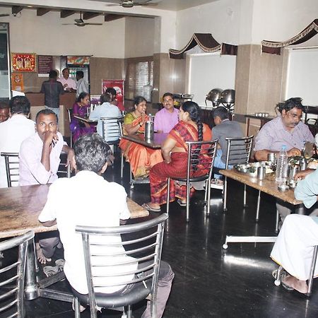 Sivamurugan Hotell Kumbakonam Exteriör bild