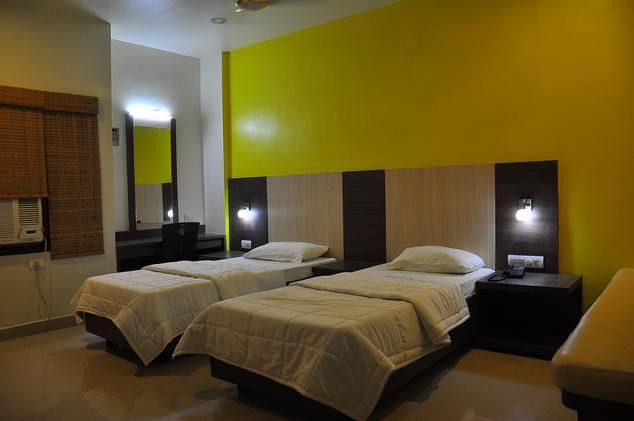 Sivamurugan Hotell Kumbakonam Exteriör bild