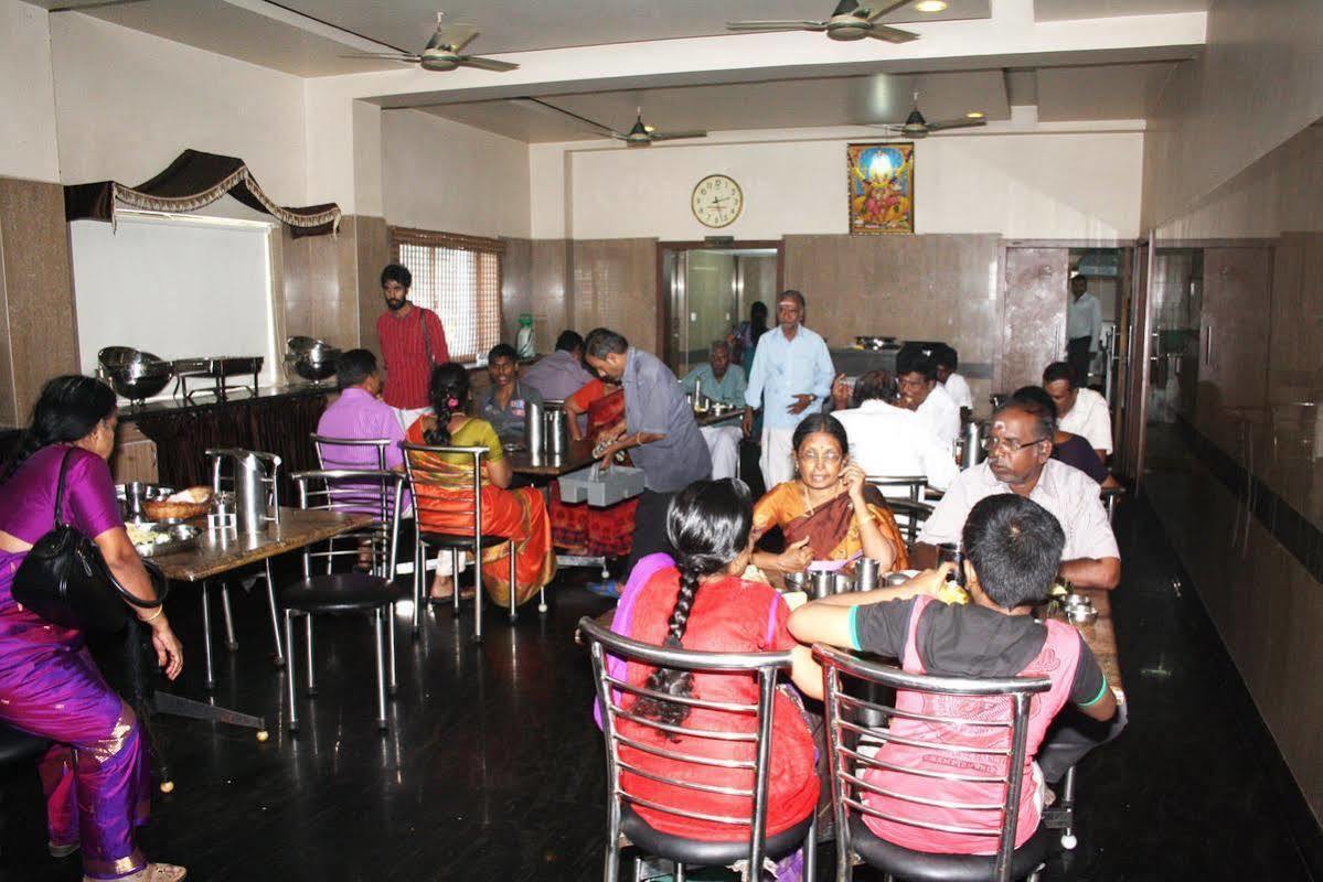 Sivamurugan Hotell Kumbakonam Exteriör bild