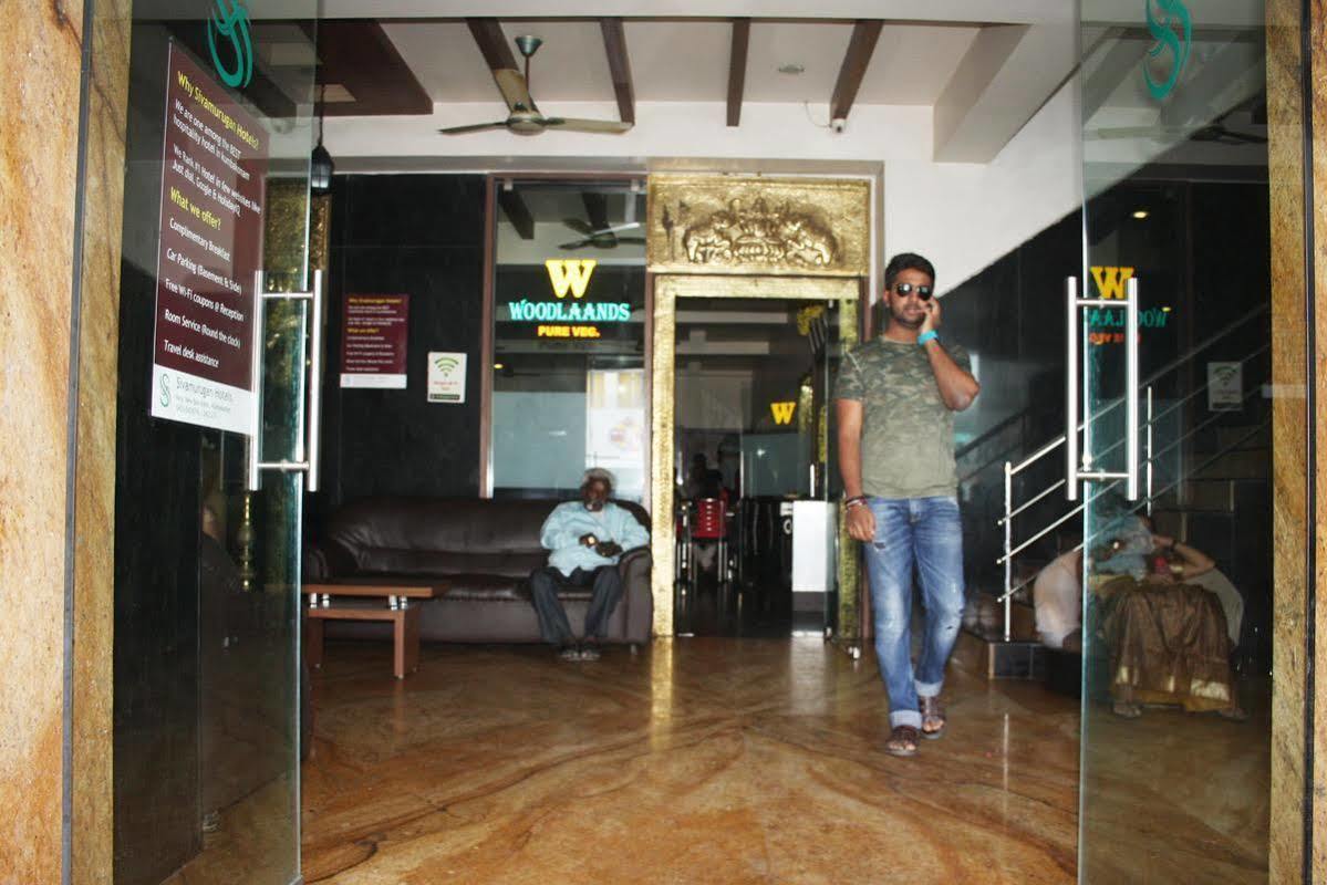Sivamurugan Hotell Kumbakonam Exteriör bild